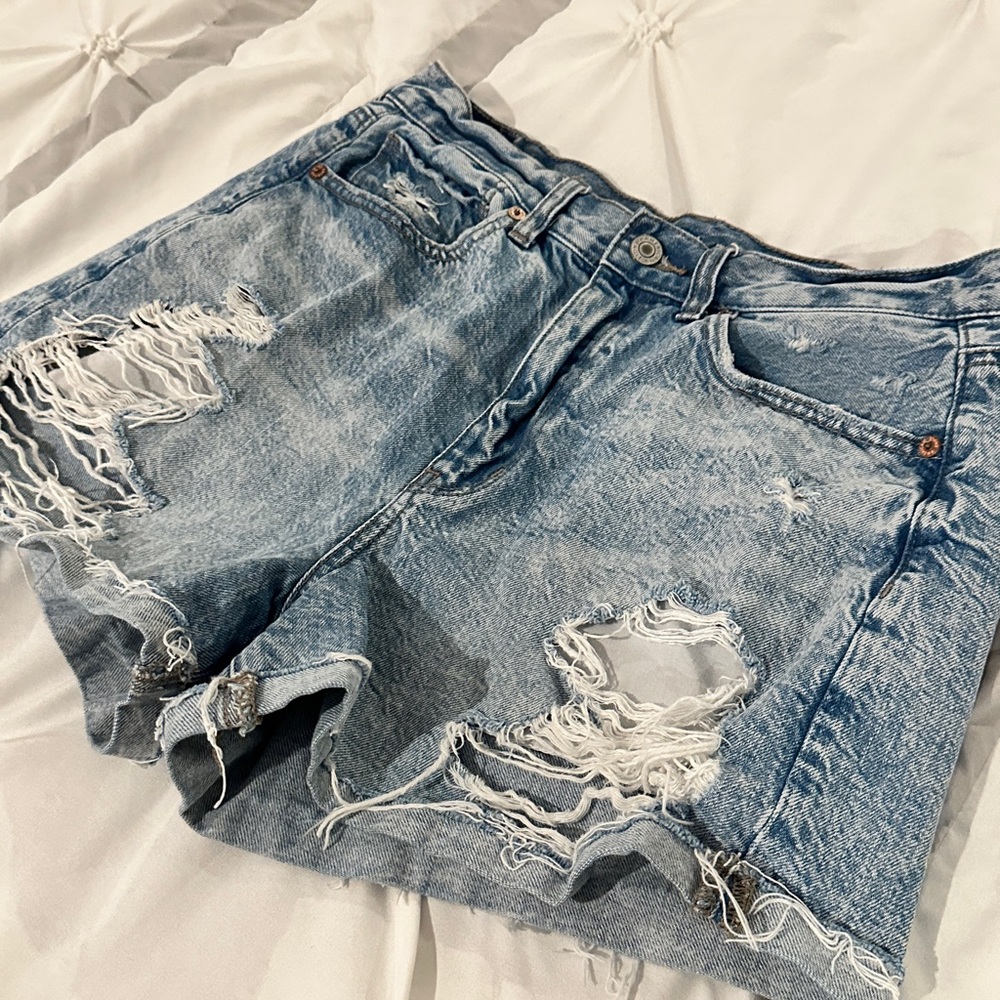 American Eagle mom shorts size 8